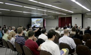 Encontro na FIESC mostra mecanismos para exportação de serviços de TI